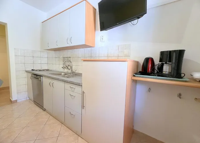 House Draga Apartament Kampor