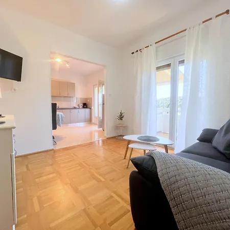 House Draga Apartman Kampor